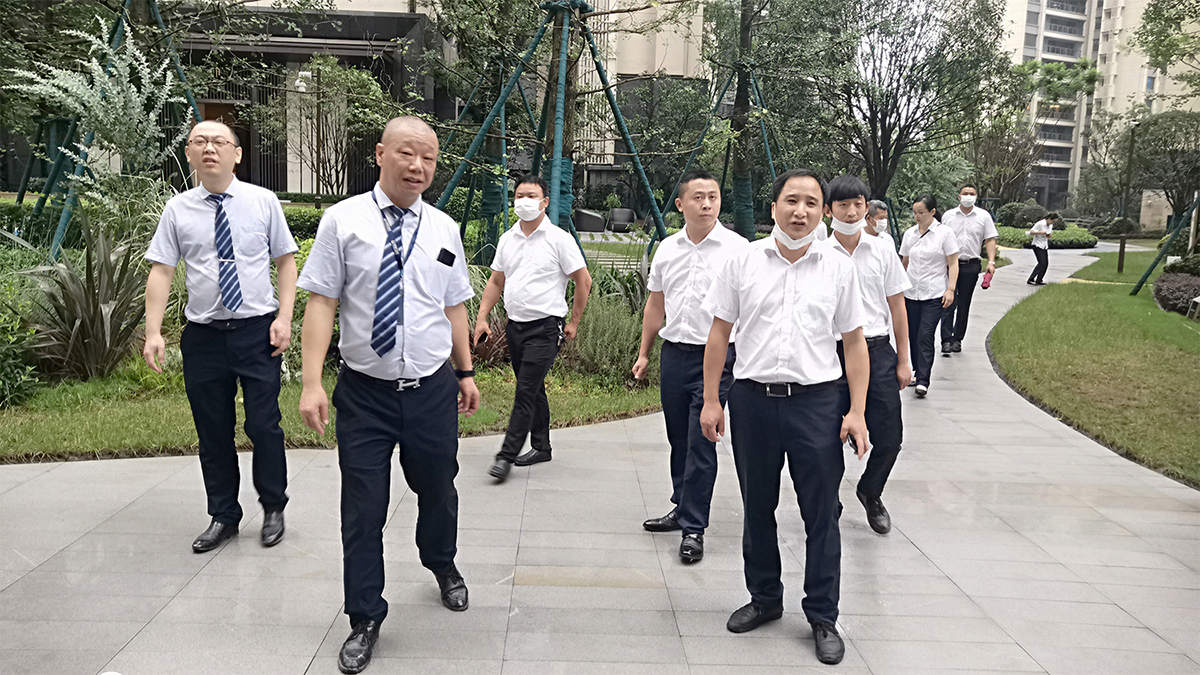 外出考察取真经,提升服务铸品质